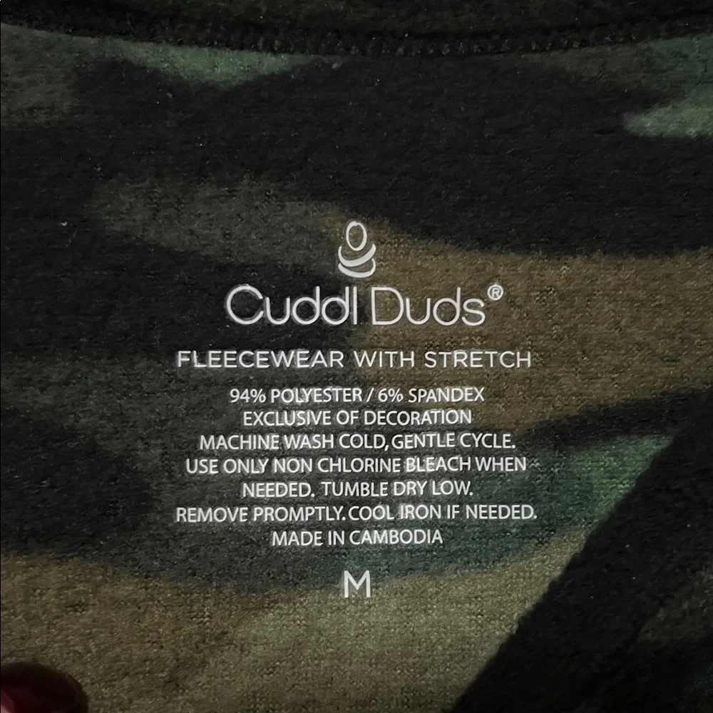 Cuddl Duds Camo Fleece Long Sleeve Shirt - Picture 2 of 3